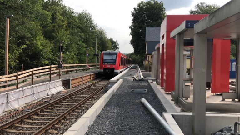 Trauerspiel Bahnhof Honrath:  Horst Becker: DB muss Arbeiten zügig fortsetzen und vor Herbst beenden!